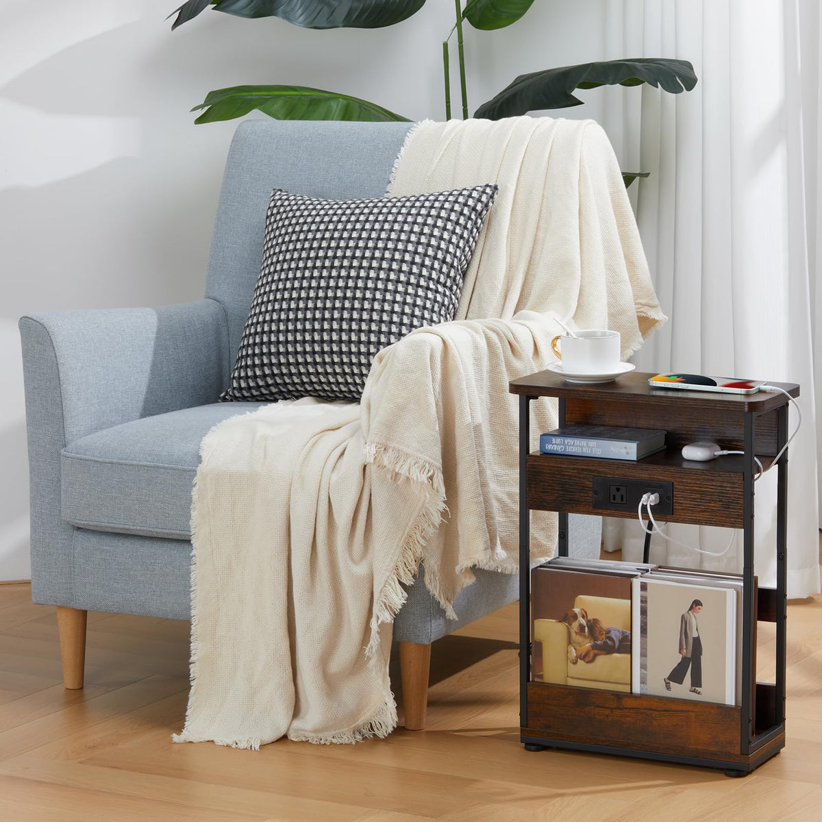 Narrow Side Table with Charging Station T476010