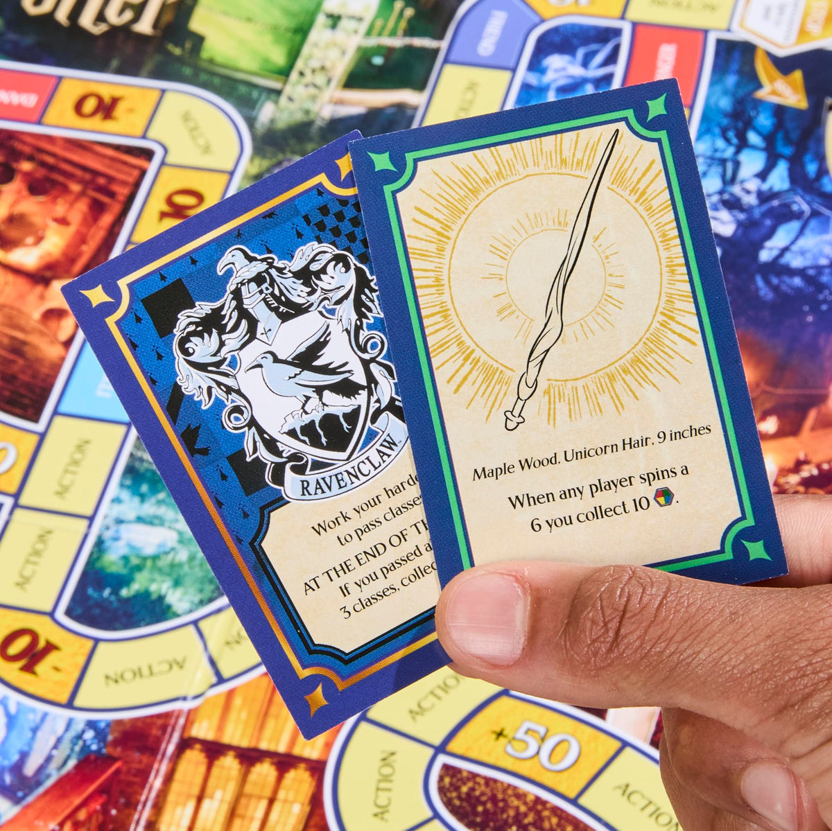 Board Game 2 to 4 Players Ages 8+ J265486